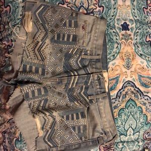 Size 29 hollister jean shorts. Never worn
